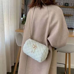 image-Women's Fashion Diamond Embroidery Thread Shoulder Messenger Bag