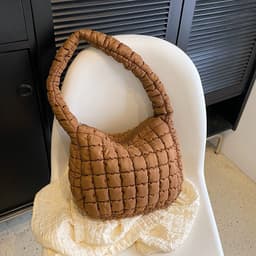 image-Women's Fashion Casual And Lightweight Large Capacity Dumpling Bag