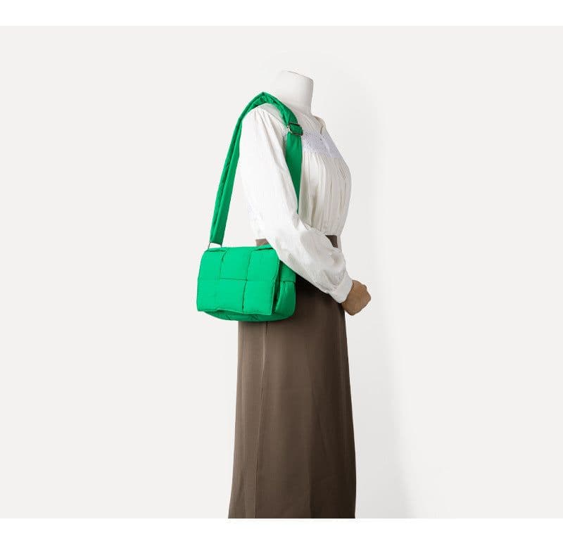 image-Women's Niche High-grade Woven Plaid Nylon Shoulder Bag