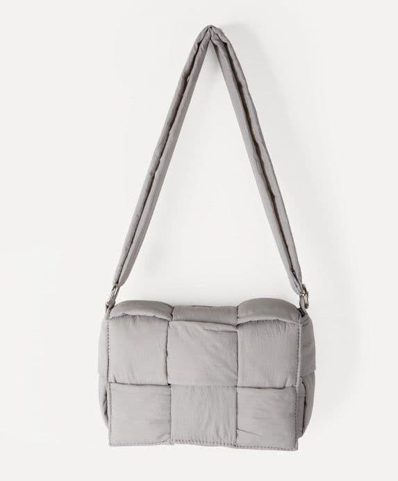 image-Women's Niche High-grade Woven Plaid Nylon Shoulder Bag