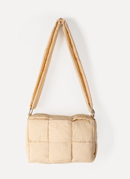 image-Women's Niche High-grade Woven Plaid Nylon Shoulder Bag