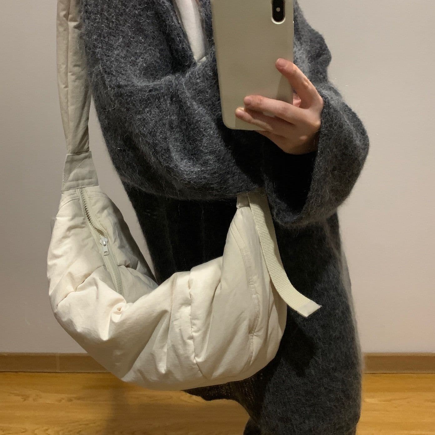 image-Special-interest Design Crescent-shaped Cotton And Linen Fluffy Filled Rice White Clouds Crossbody Handbag