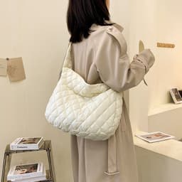 image-Winter Personalized Bags For Women Crossbody Bag With Rhombus Stitching Design Commuting Casual Shopping Handbags