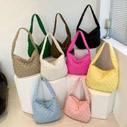 image-Winter Personalized Bags For Women Crossbody Bag With Rhombus Stitching Design Commuting Casual Shopping Handbags
