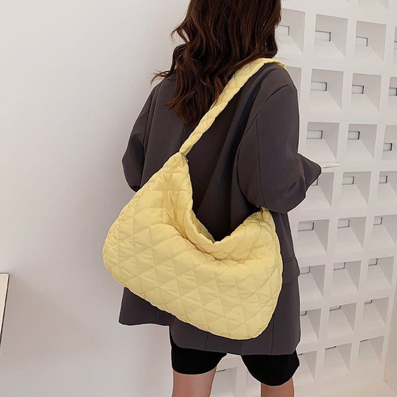 image-Winter Personalized Bags For Women Crossbody Bag With Rhombus Stitching Design Commuting Casual Shopping Handbags