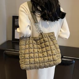 image-Chain Plaid Down Hanbags Large Capacity Bubble Designer Tote Bag Women's Autumn And Winter Fashion Pleated Armpit Shoulder Bag