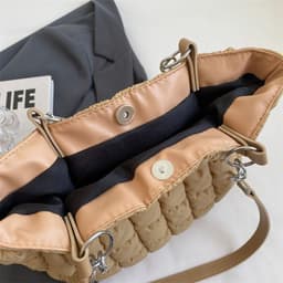 image-Chain Plaid Down Hanbags Large Capacity Bubble Designer Tote Bag Women's Autumn And Winter Fashion Pleated Armpit Shoulder Bag