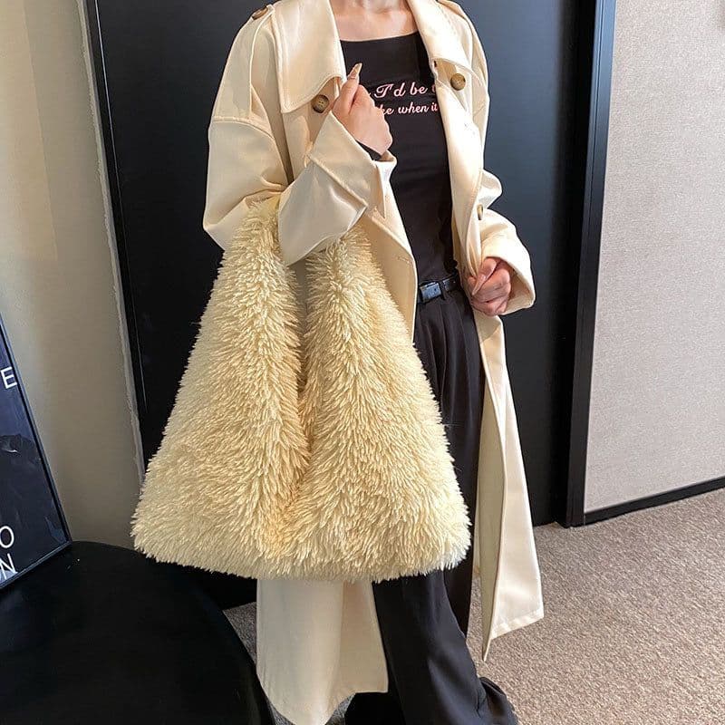 image-New Autumn And Ainter Plush Handbags Large-capacity Shoulder Armpit Bag Cute Fashion Luxury Designer Tote Bags For Women Trend