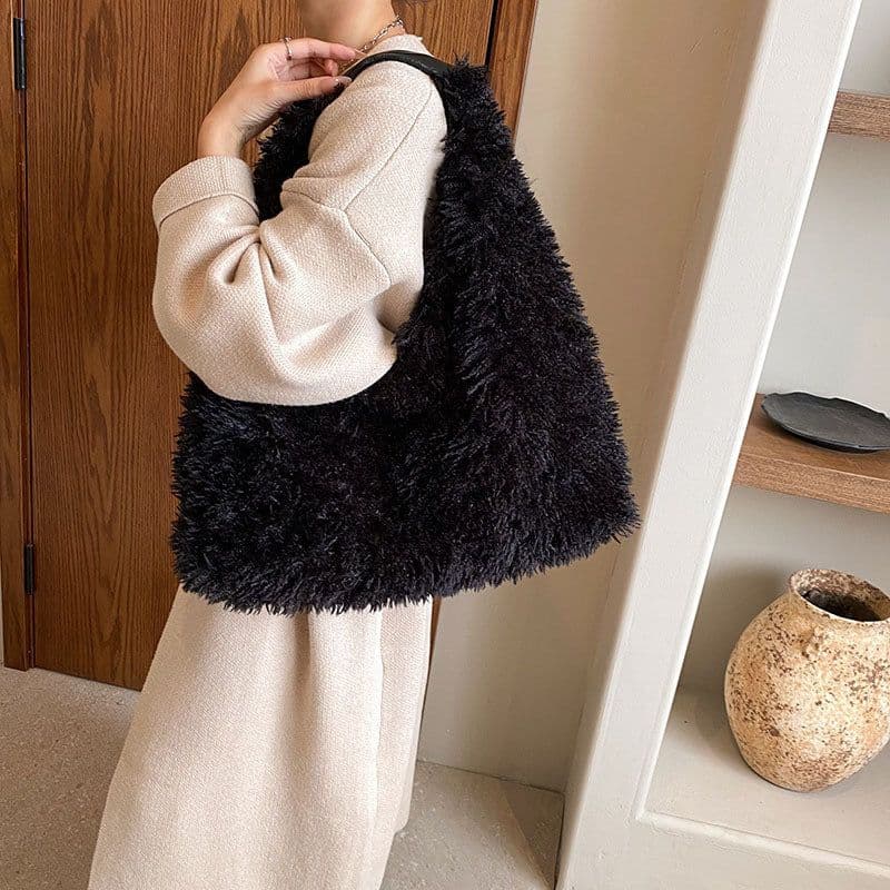 image-New Autumn And Ainter Plush Handbags Large-capacity Shoulder Armpit Bag Cute Fashion Luxury Designer Tote Bags For Women Trend