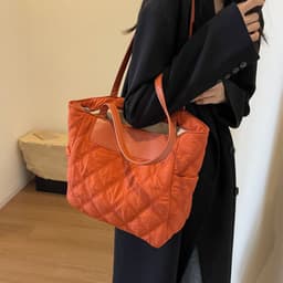 image-Rhombus Sewing Shoulder Bag Autumn And Winter Winter Luxury Women's Bag High Capacity Casual Commuting Personalized Handbags