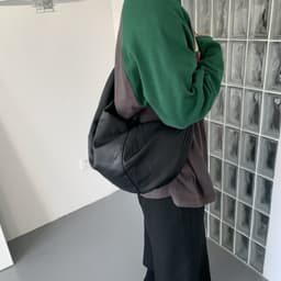 image-Versatile Casual Large Capacity Solid Color Women's Bag