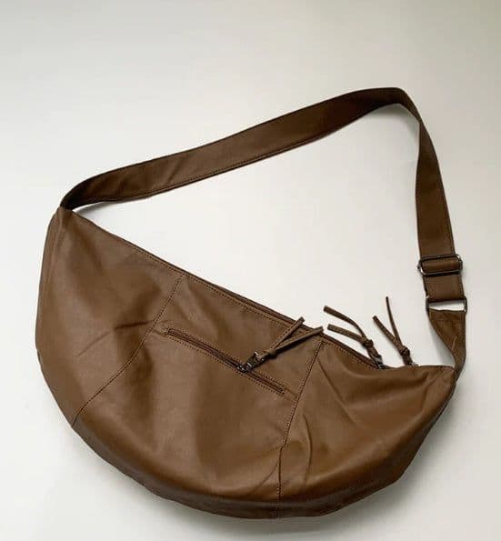 image-Retro Coffee Color Crossbody Male And Female College Style Versatile One Shoulder Dumpling Backpack