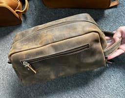 image-Crazy Horse Skin Wash Bag Leather Large Capacity Handbag