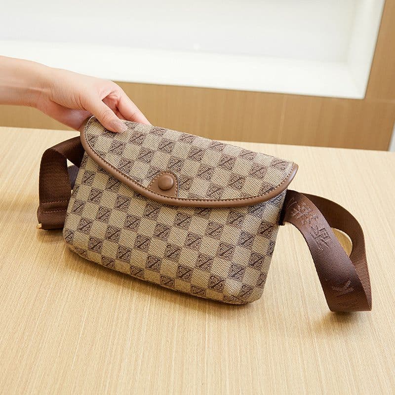 image-Women's Bag New Small Square Fashion Retro Printing