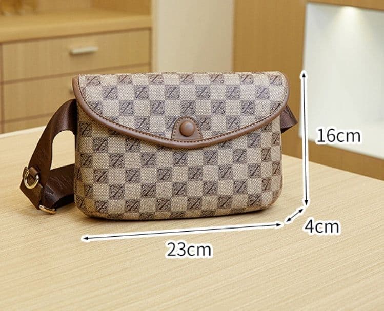 image-Women's Bag New Small Square Fashion Retro Printing