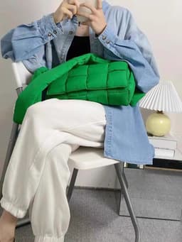 image-Single Shoulder Crossbody Sponge Woven Diamond Plaid Pillow Bag