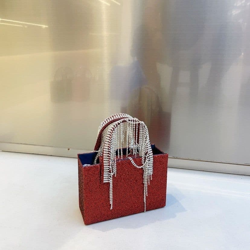 image-National Network Red Rhinestone Tassel Chain Small Square Bag Fashion Portable