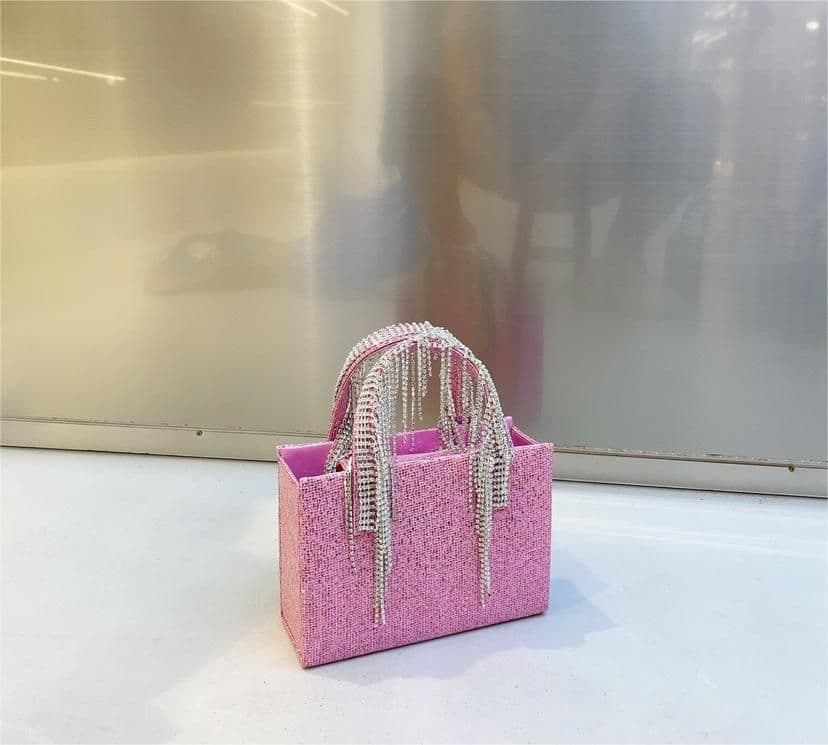 image-National Network Red Rhinestone Tassel Chain Small Square Bag Fashion Portable