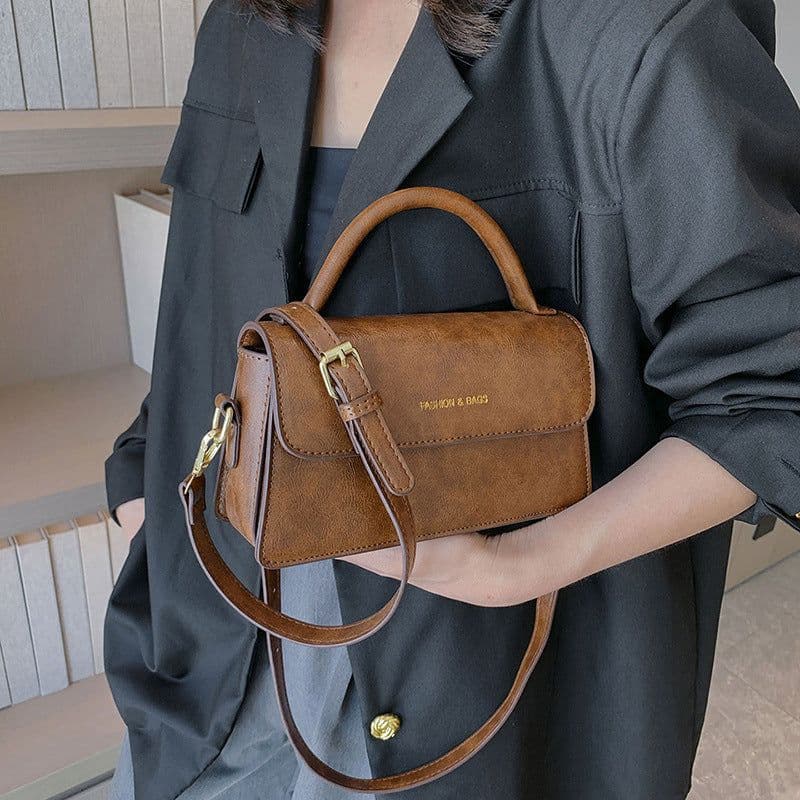 image-Retro Fashion Shoulder Crossbody Handbag