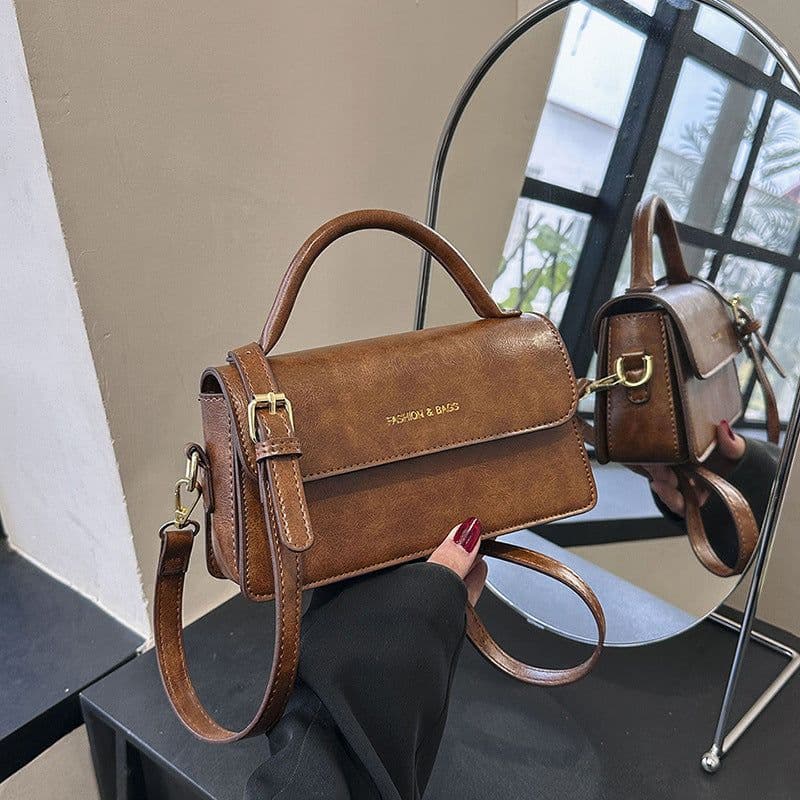 image-Retro Fashion Shoulder Crossbody Handbag