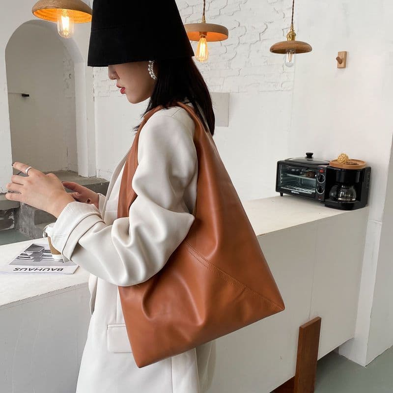 image-Women's Fashion Trending Shoulder Bag