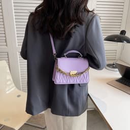 image-Chain Portable Shoulder Western Style Girly And Fashion Crossbody Bag