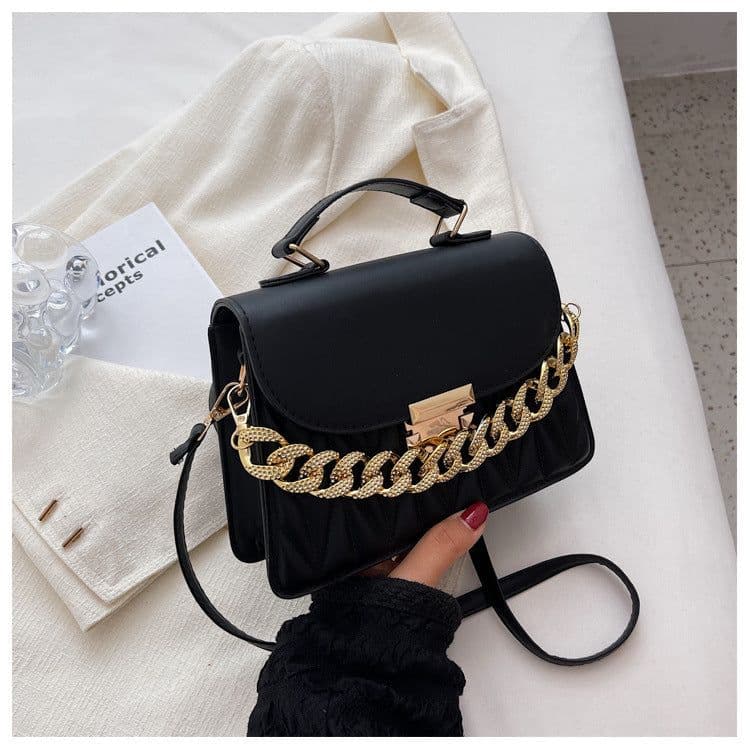 image-Chain Portable Shoulder Western Style Girly And Fashion Crossbody Bag