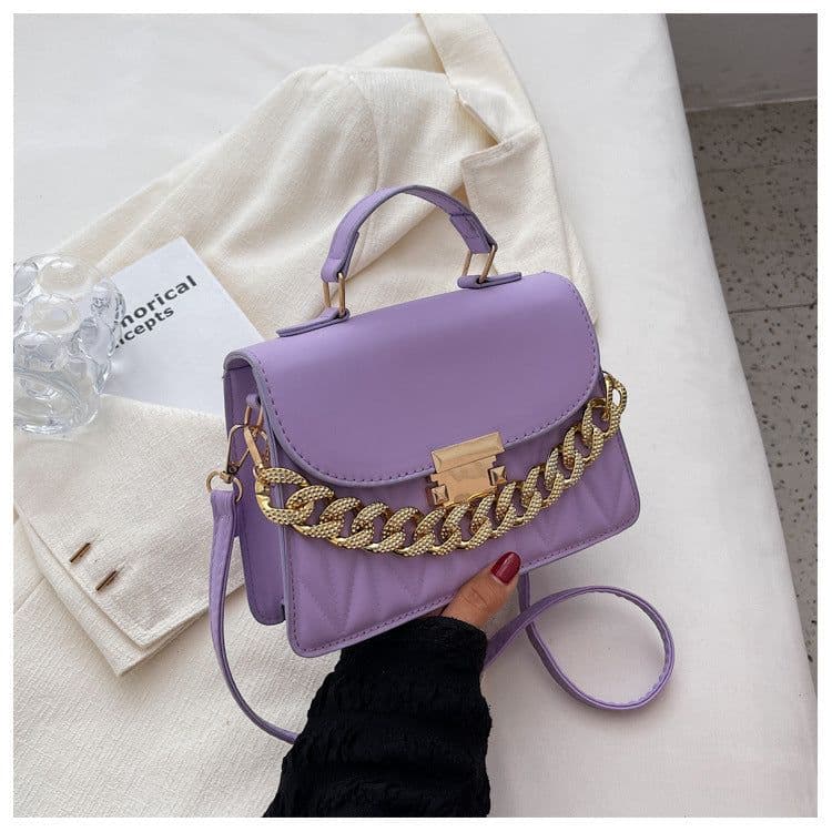 image-Chain Portable Shoulder Western Style Girly And Fashion Crossbody Bag
