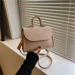 image-Korean Fashion Shoulder Bag Trendy Portable