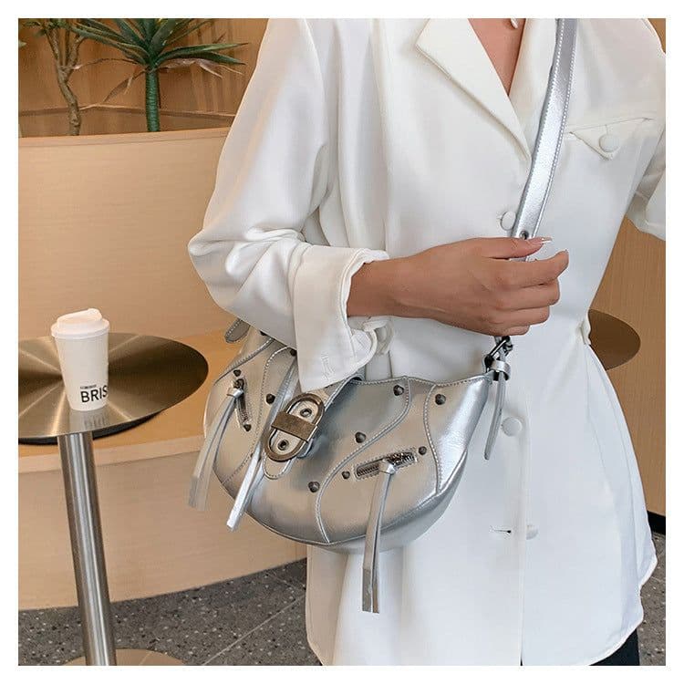 image-All-match Crescent Dumpling Leisure Commute French Rivet Motorcycle Bag