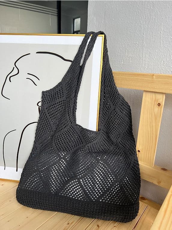 image-Women's Fashion Hollowed-out Shoulder Woven Bag