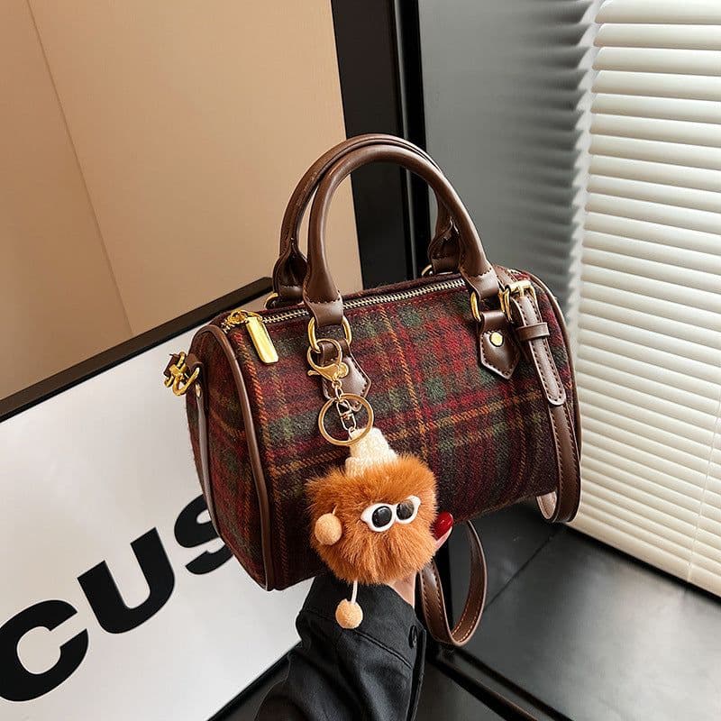 image-All-match Women's Portable Bucket Bag Niche Advanced Texture