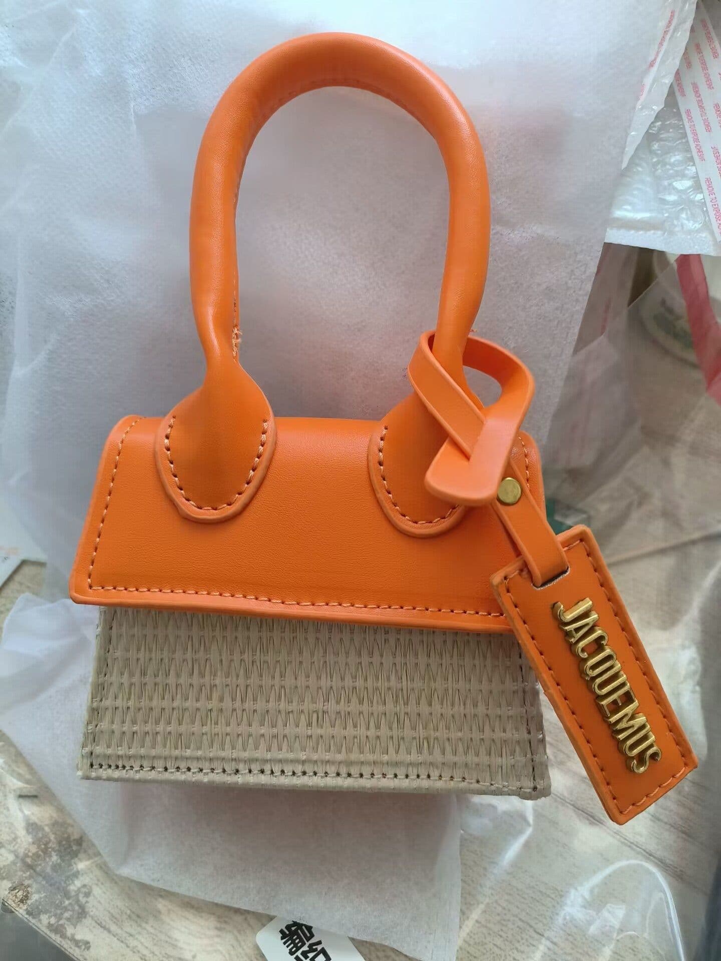 image-Women's Fashion Woven Fashion Crossbody Bag