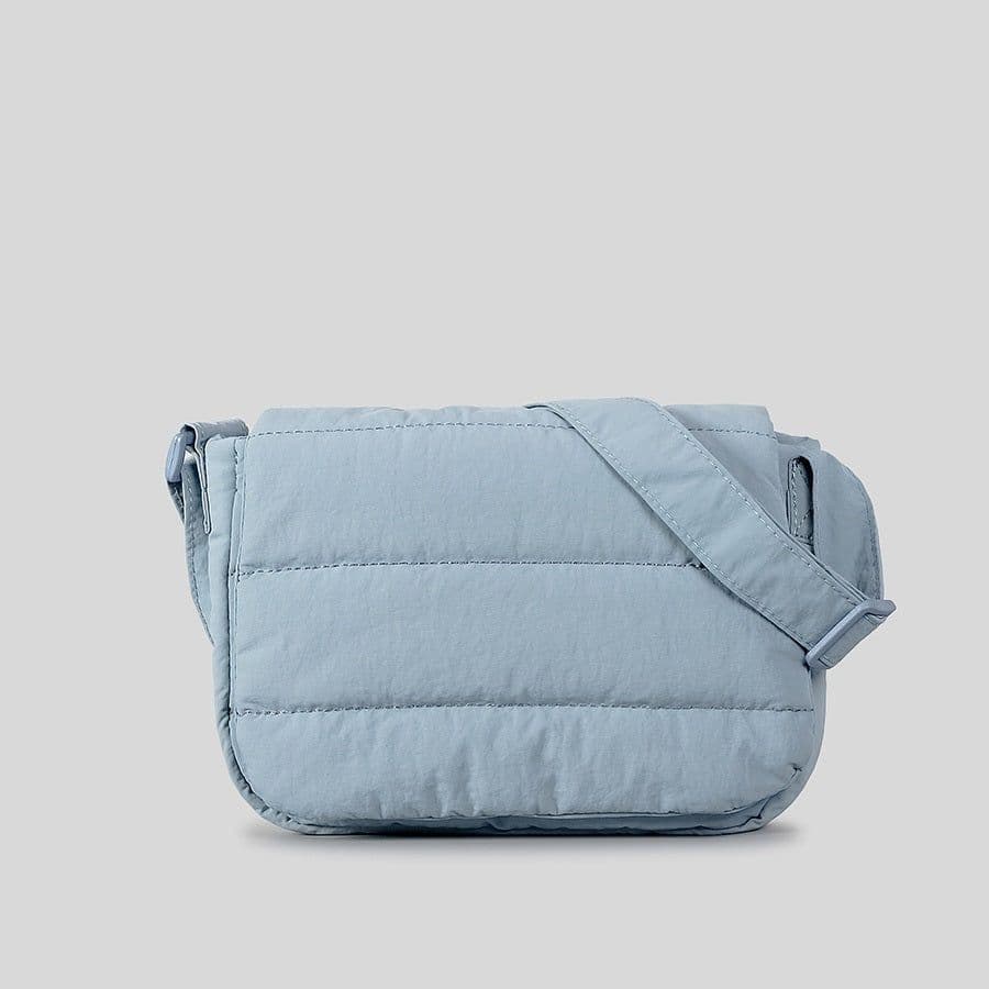 image-Simple And Lightweight Flap Special-interest Design Quilted Wide Shoulder Strap Crossbody Bag