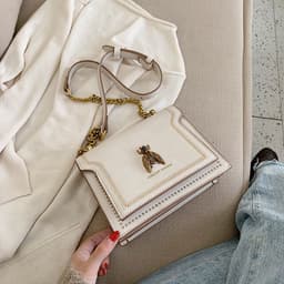 image-Summer New Chain Retro Bee Shoulder Portable Messenger Bag
