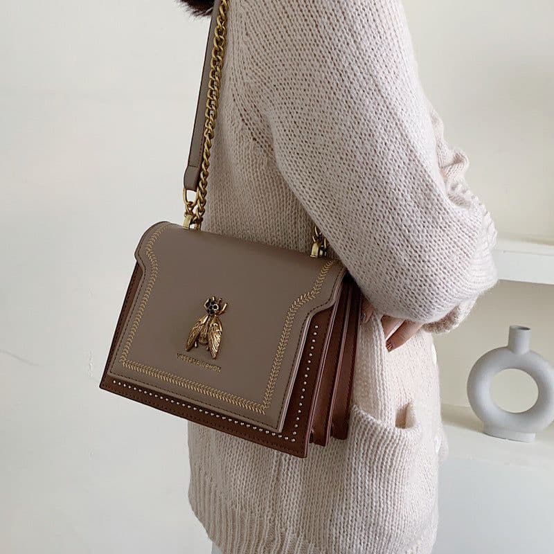 image-Summer New Chain Retro Bee Shoulder Portable Messenger Bag