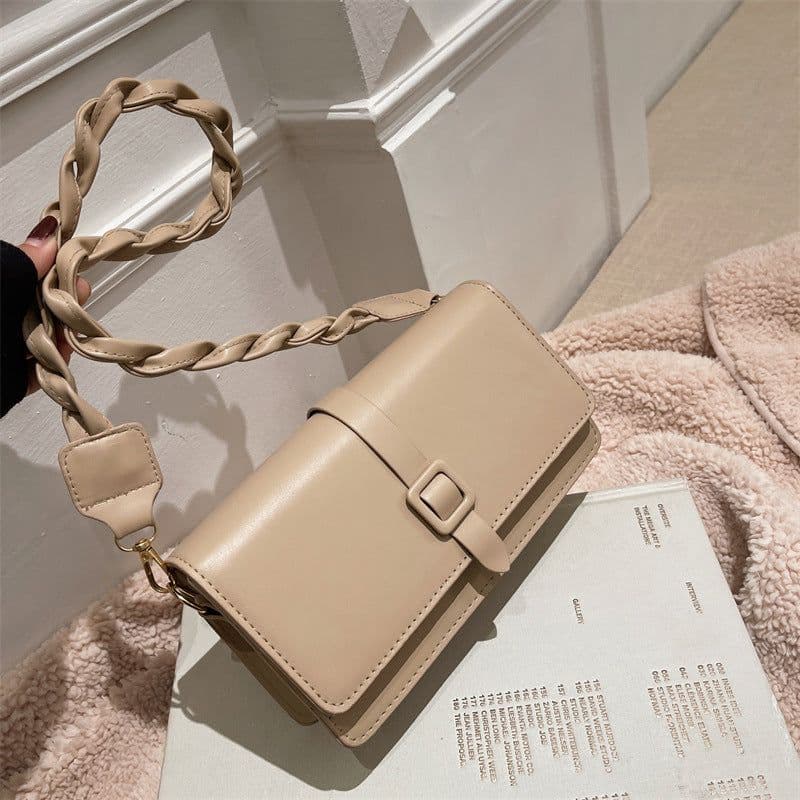 image-Spring And Summer New High-grade Versatile Messenger Bag Fashion Simple Women