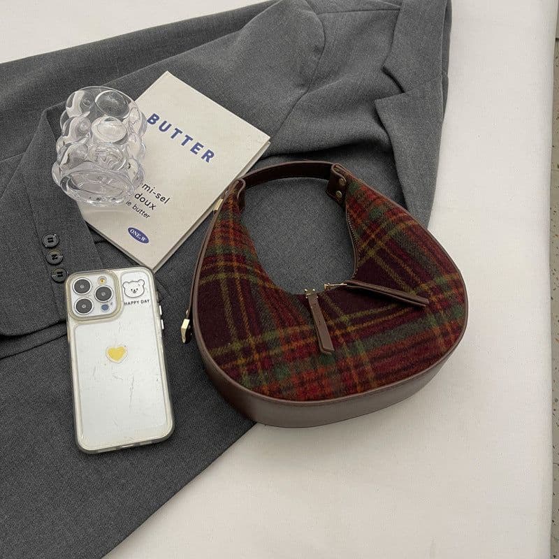 image-Women's Fashion Color Contrast Plaid Retro Hand Carrying Dumpling Bag