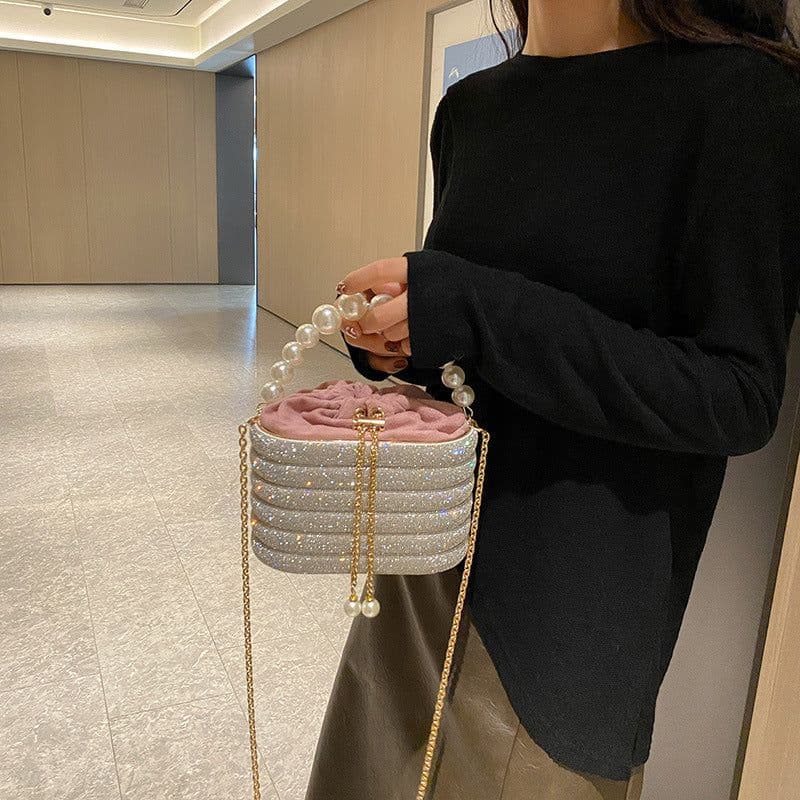 image-European And American Fashion One-shoulder Ins Women's Crossbody Classic Style Pearl Hand Dinner Bag