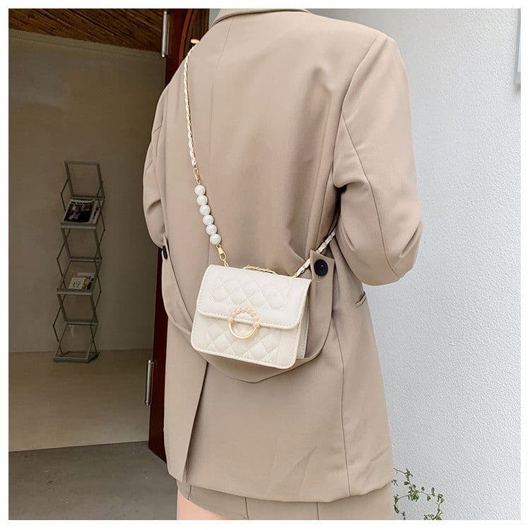 image-Diamond Chain Shoulder Crossbody Bag