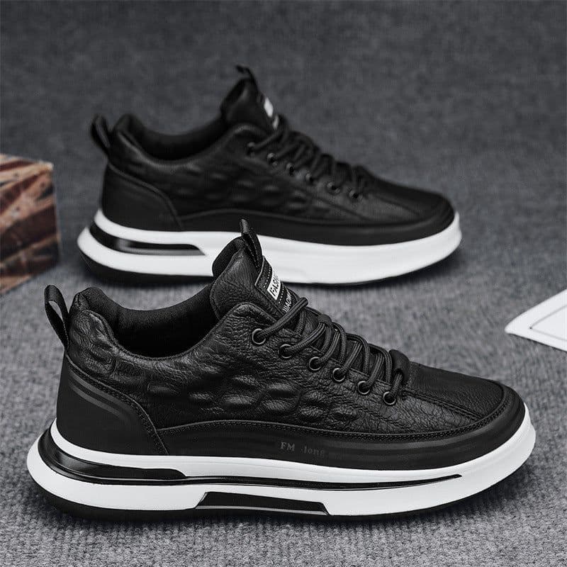 image-Leather Waterproof Sneakers Sports And Leisure