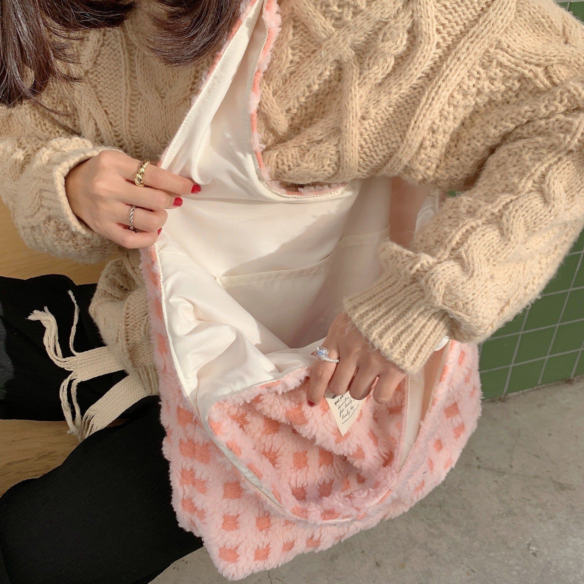 image-Waffle Flannel Bag Tote Bag Large Capacity Commute Minimalist Student Class Bag