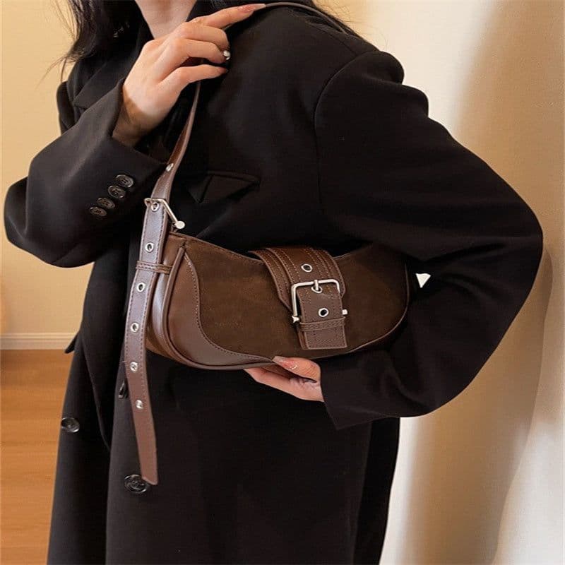 image-New Women's Autumn Winter Retro All-match Messenger Bag
