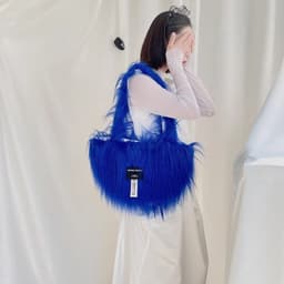 image-Women's Fashion Solid Color Long Hair Large Capacity Shoulder Bag
