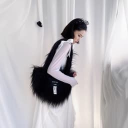 image-Women's Fashion Solid Color Long Hair Large Capacity Shoulder Bag