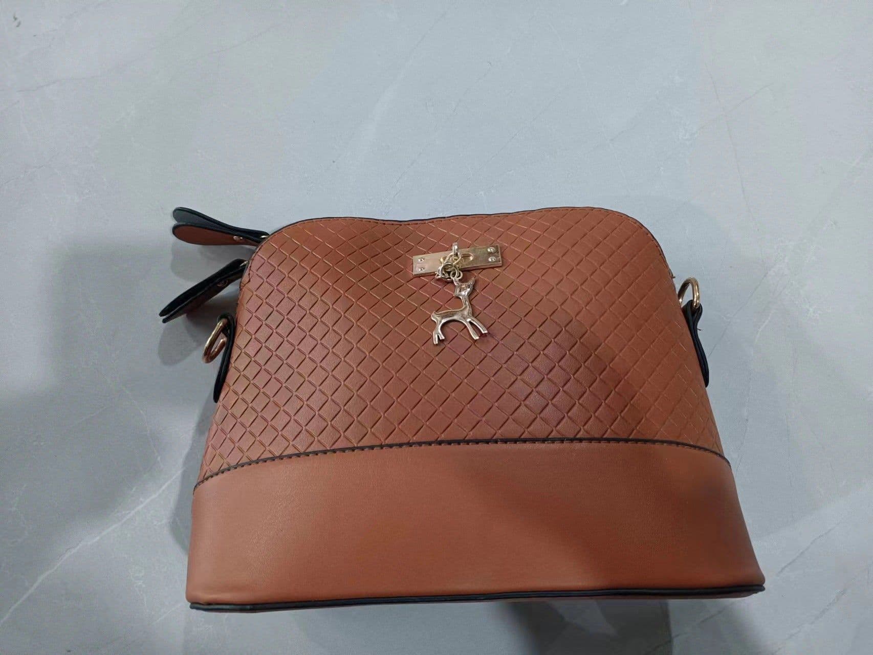 image-Fashion Women's Bag Trendy Portable