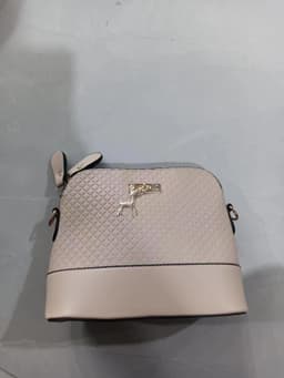 image-Fashion Women's Bag Trendy Portable