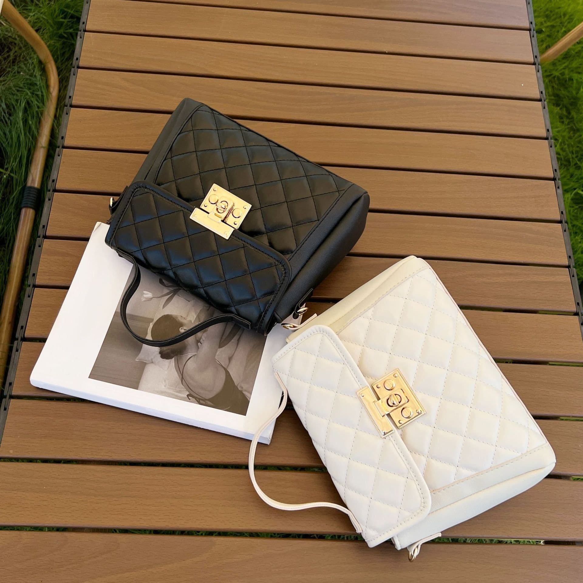 image-Women's Rhombus Crossbody Shoulder Bag Fashion PU Handbag