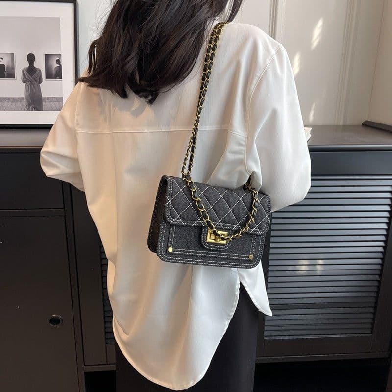image-Casual Denim Shoulder Bag High-grade Lock Messenger Bag
