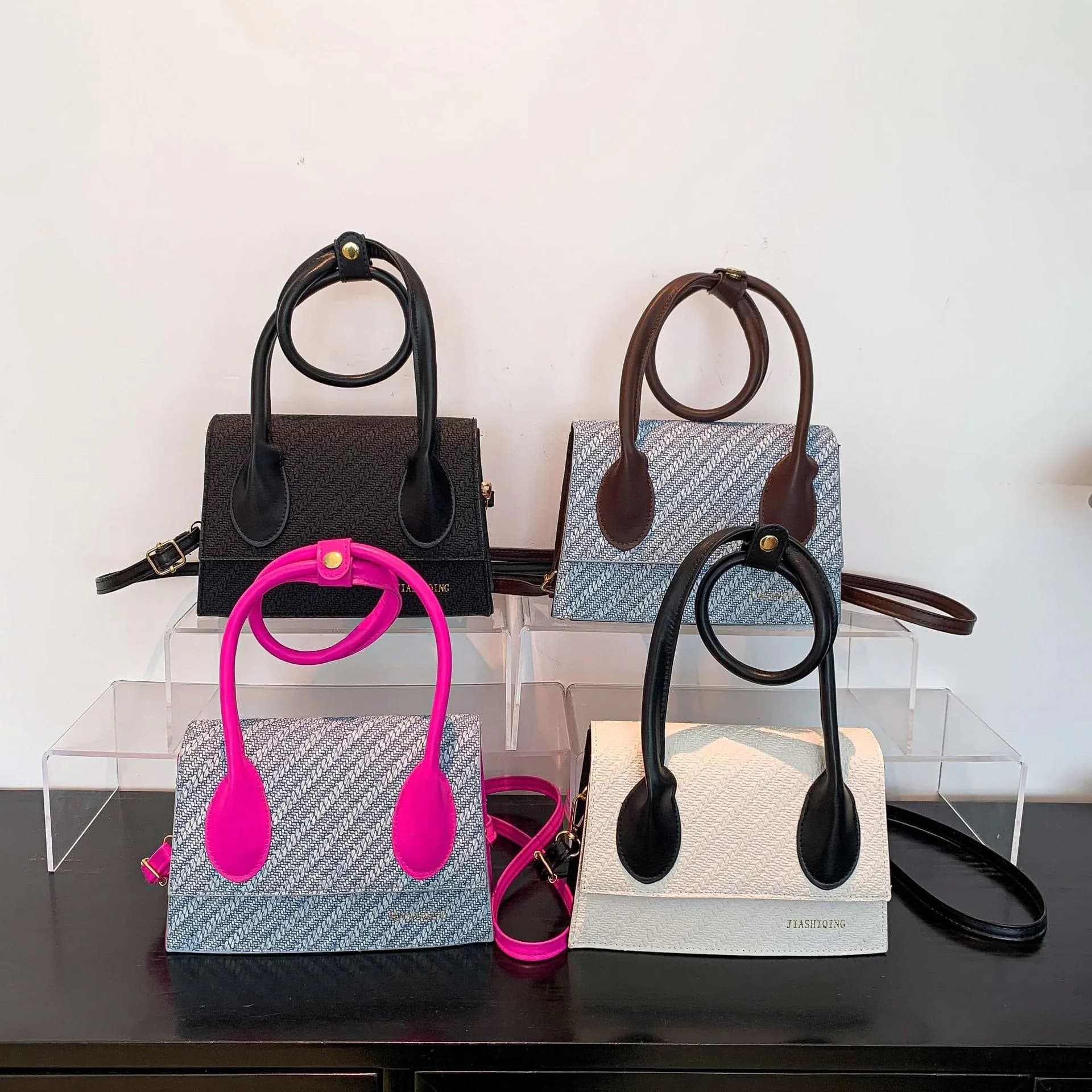 image-Summer New Fashion All-match Messenger Bag Advanced Texture Women
